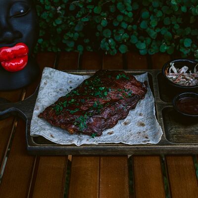 Копченые свиные ребра в Синий пони по цене 890 ₽