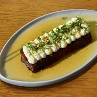 Лимонный кекс с белым шоколадом и лимончеллойв La Biga