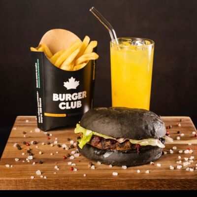 Блэк комбо в Burger Club по цене 965 ₽