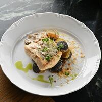 Судак с молодым картофелем в 12 kitchen & wine