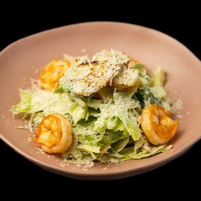 Цезарь с креветками в ODA по цене 1245 ₽