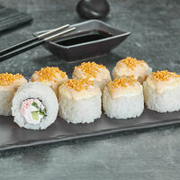 Ролл Том ям краб запеченный в Суши Мастер