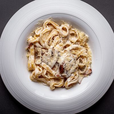 Паста Карбонара в Eedaa по цене 350 ₽