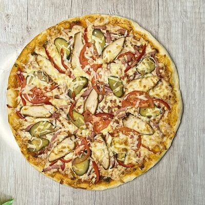 Мясная в Аё пицца по цене 480 ₽