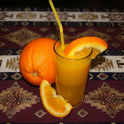 Свежевыжатый Апельсиновый сок в FastШашлык и Хинкали по цене 300 ₽