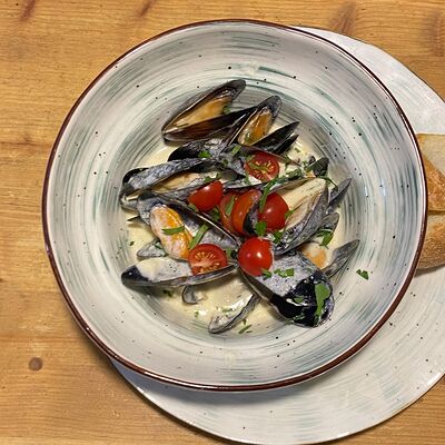 Соте из мидий в сливочном соусе в Pasta и Вино по цене 890 ₽