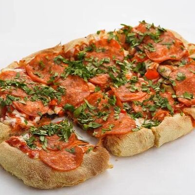 Пицца Пеперони острая в Pizzatta по цене 649 ₽