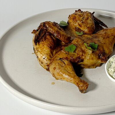 Цыпленок в аджике с соусом тартар в URBAN Lounge по цене 1080 ₽