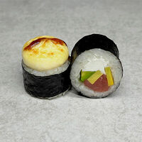 Запеченный Гарлик ролл с тунцом в Risoy