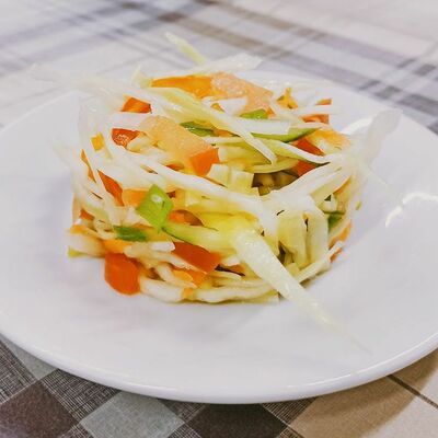 Салат витаминный в Спутник по цене 60 ₽