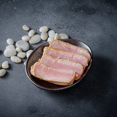 Тунец в Encore Cafe по цене 350 ₽