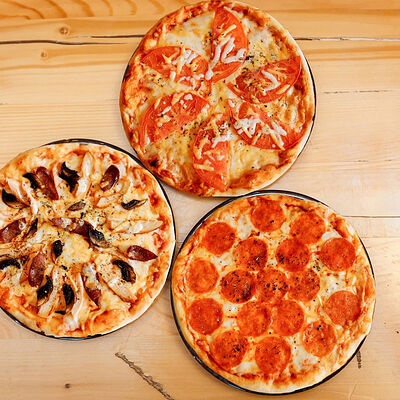 Комбо 3 пиццы в Урбан Гриль по цене 1890 ₽