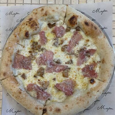 Пицца с прошутто и белыми грибами 28см в Мари по цене 910 ₽