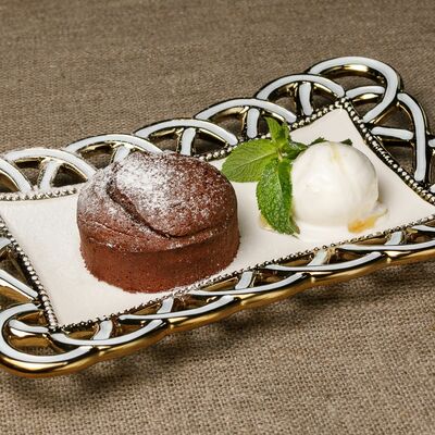 Шоколадный фондан в Пельменная по цене 420 ₽