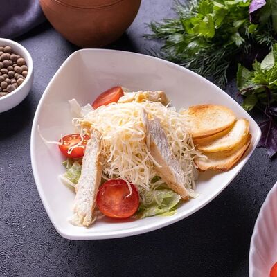 Цезарь с курицейв Гранд Терраса по цене 460 ₽