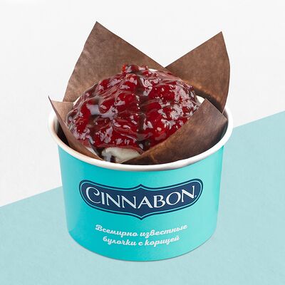 Микс-ролл Клубника в шоколаде в Cinnabon по цене 230