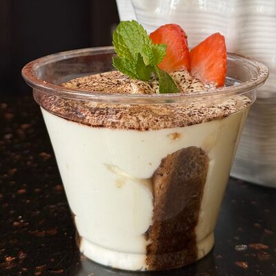 Тирамису в Pellegrino по цене 395 ₽