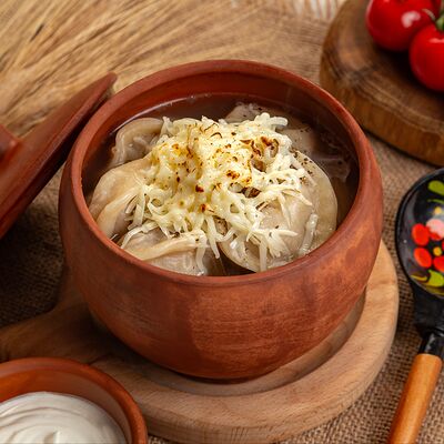 Пельмени говяжьи по-царски в Русская кухня по цене 780 ₽
