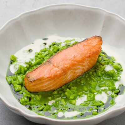 Стейк из лосося с ложным ризотто в Август бистро по цене 1480 ₽