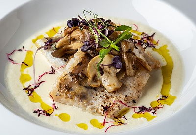 Филе судака с грибами под луковым соусом доставка в Еда Да по цене 580 ₽