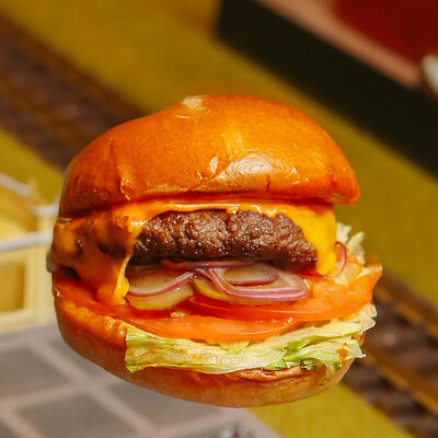 Бургер классический в Ленинградский Экспресс по цене 870 ₽