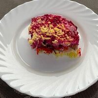 Салат Сельдь под шубой в Мегаполис
