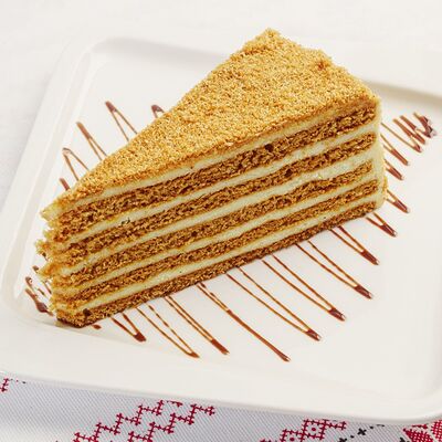 Торт медовый в Трактиръ Кадриль по цене 385 ₽
