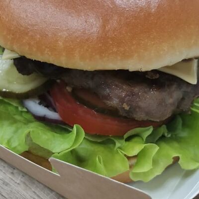 Chicken сырный в Burger city по цене 595 ₽