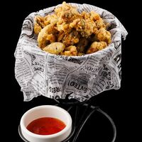 Попкорн из мидий в Harats Pub