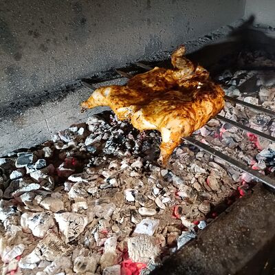 Шашлык из целой курицы в Мистер Гурман по цене 1600 ₽