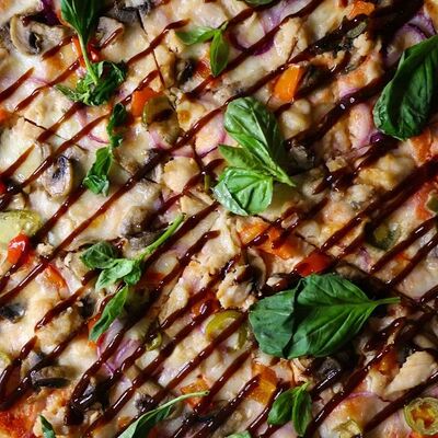 Чикен барбекю в Папа Римский по цене 1045 ₽