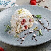 Фисташковый рулет в Баклажан в ТЦ 