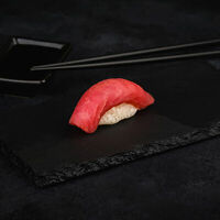 Суши с тунцом в СУШИ DIMASH