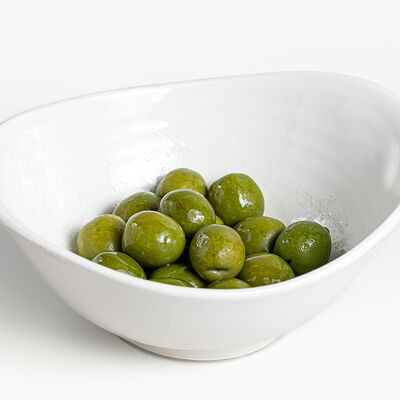 Изумрудные оливки в Магадан по цене 390 ₽