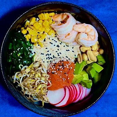 Поке-боул с креветкойв Tom-Yam по цене 610 ₽