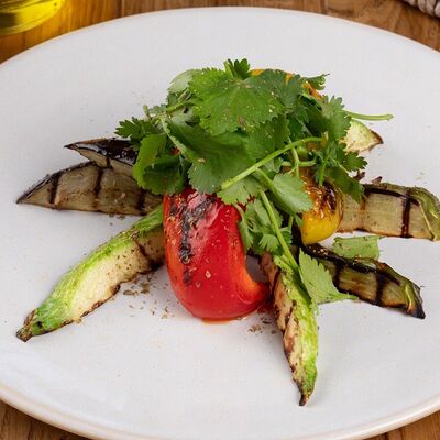 Овощи на гриле в Сапфир Premium HITS & GRILL по цене 380 ₽