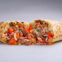 Буррито Чили кон карне в Uno Dos Tacos!