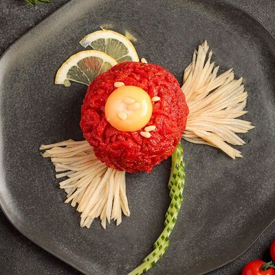 Хве из сырой говядины в Корё по цене 840 ₽