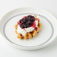 Венская вафля со сливочным кремом в Бюро