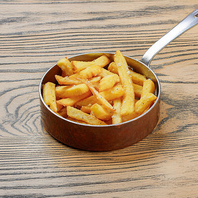 Картофель фри с трюфельным маслом в Онегин дача по цене 750 ₽