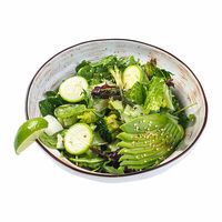 Зеленый салат с авокадо в ИТЛЕ Стейк-кафе Halal