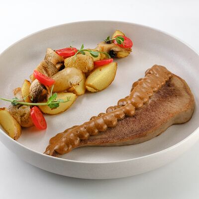Говяжий язык под соусом пепперв Grizzly Food по цене 1090 ₽