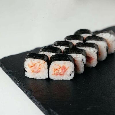 Спайси ролл с тунцом в Tora Sushi по цене 1850 ₸