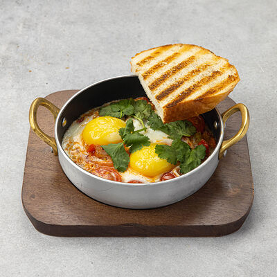 Шакшука с овощами в Peperoni по цене 570 ₽