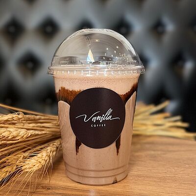 Молочный коктейль Шоколадный в Vanilla coffee Заречная по цене 329 ₽