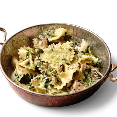 С лососем и шпинатом в Завтрак по цене 750 ₽