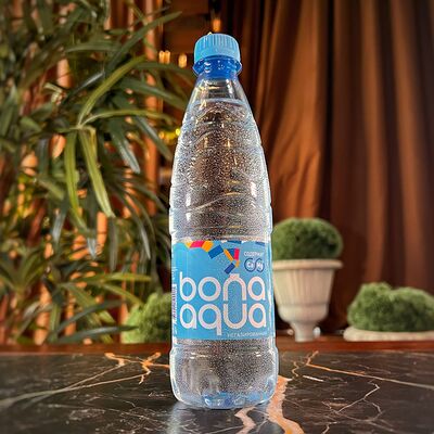Вода BonAqua негазированная в Cafe Seven по цене 155 ₽