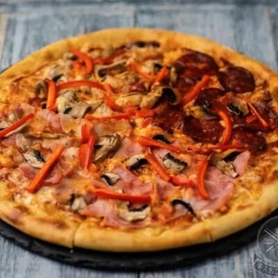 Пицца Четыре сезона в PANORAMA по цене 850 ₽