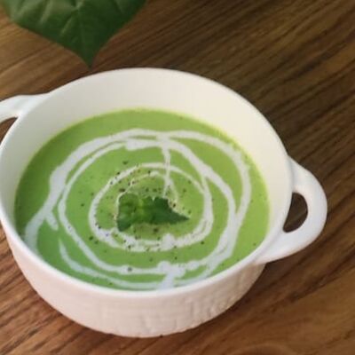 Суп из брокколи, мяты и базилика в Breakfast по цене 550 ₽