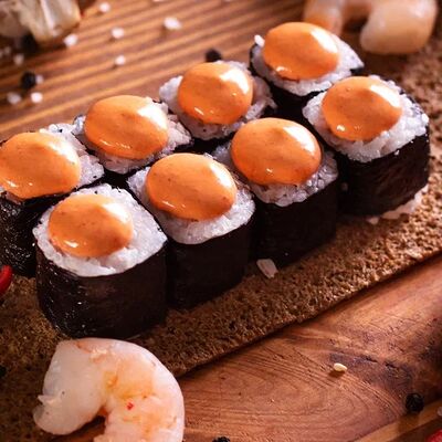 Ролл спайси с тунцом макрелевым в Адельфия по цене 260 ₽